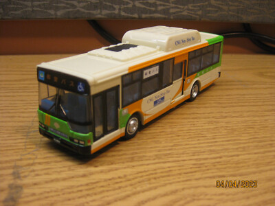 1/64 SCALE DIAPET #DK-4104 TOKYO CITY NON-STEP, CNG BUS -- CREAM