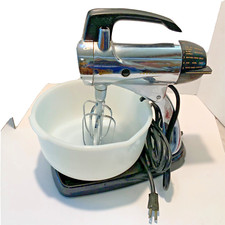 Sunbeam Mixmaster Chrome Stand Mixer 12 speed w/2 bowls & beaters Tested