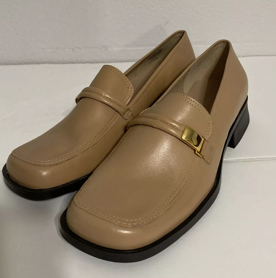 Bandolino school shoes hotsell