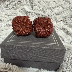 Wong Woon Acupuncture Walnut Pair with Apple Orchard Origin