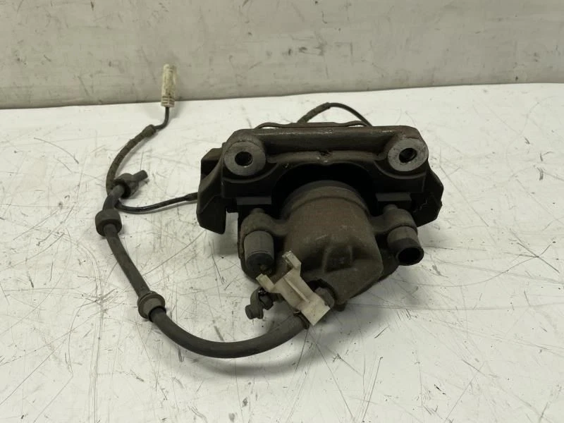 2011 宝马 328I XDRIVE 前左驱动侧制动计算器 原始设备制造商 + — 第 4/4 张图片