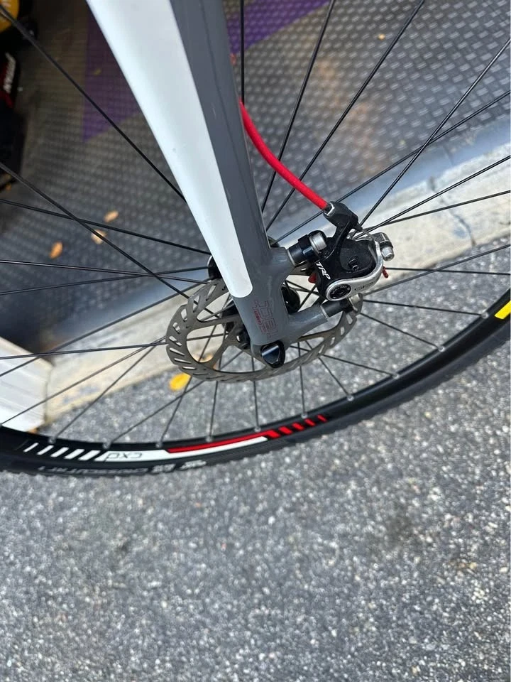 Specialized Crux Expert 58 cm - Dura-Ace 9000 / Rojo SRAM - Horquilla de carbono y Rea Foto 4 de 4