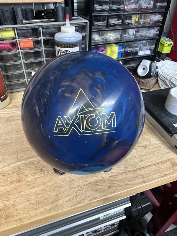 *USED - Bowling Ball - 15 lb - Storm OVERSEAS " AXIOM " - PLUGGED AND RESURFACED