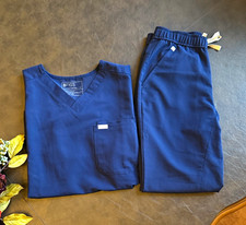 FIGS Men s Navy Scrub Set: Leon Scrub Top M Tansen Jogger Pant S