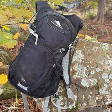 High Sierra Classic 2 Longshot 70 Hydration Pack Pockets Bottle Holders Light