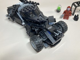 LEGO DC Batman / Batmobile 76045 Kryptonite Interception Incomplete