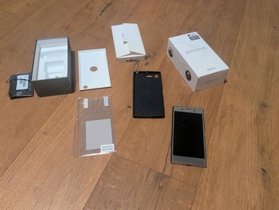 Sony Xperia XZ Premium G8142 - 64GB - Lumious Chrome (Ohne Simlock) Dual Sim