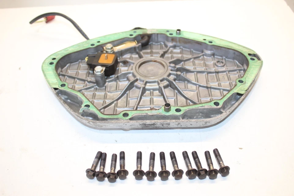 2001 - 2005 Honda GL1800 TAMPA DIANTEIRA DO MOTOR 11511-MCA-000 FABRICANTE DE EQUIPAMENTO ORIGINAL - Imagem 3 de 4