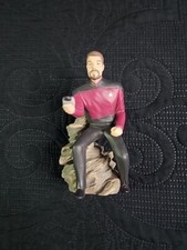 1996 Hallmark Star Trek Next Gen. Commander William Riker - Christmas Ornament