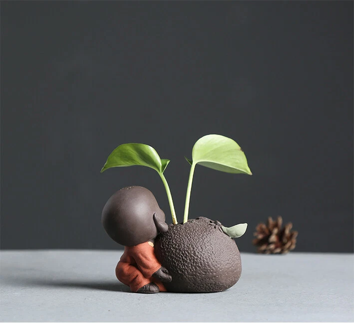 Chinese Ornament Handmade Artware Yixing Zisha Purple Clay Tea Pet Monk Vase New - Image 4 of 4