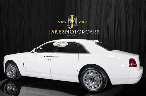 2016 Rolls-Royce Ghost *WHITE ON WHITE* *FRESH SERVICE JUST DONE* - Picture 8 of 24