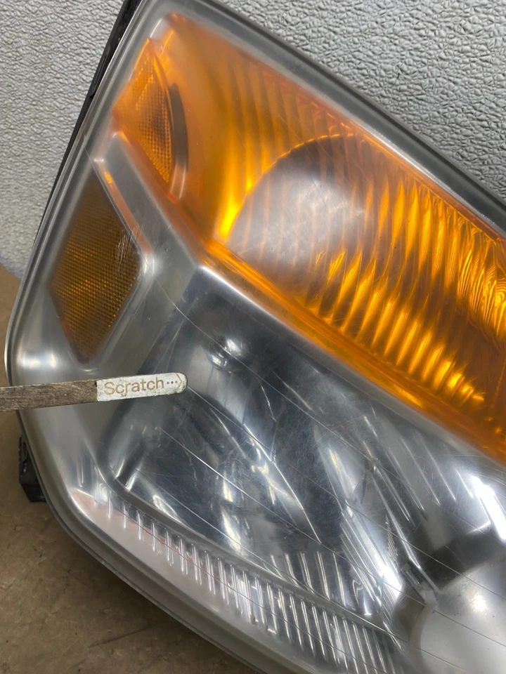 2008 - 2015 年日产 Armada 左 + 右车头灯卤素 Oem V3227 DW — 第 4/4 张图片