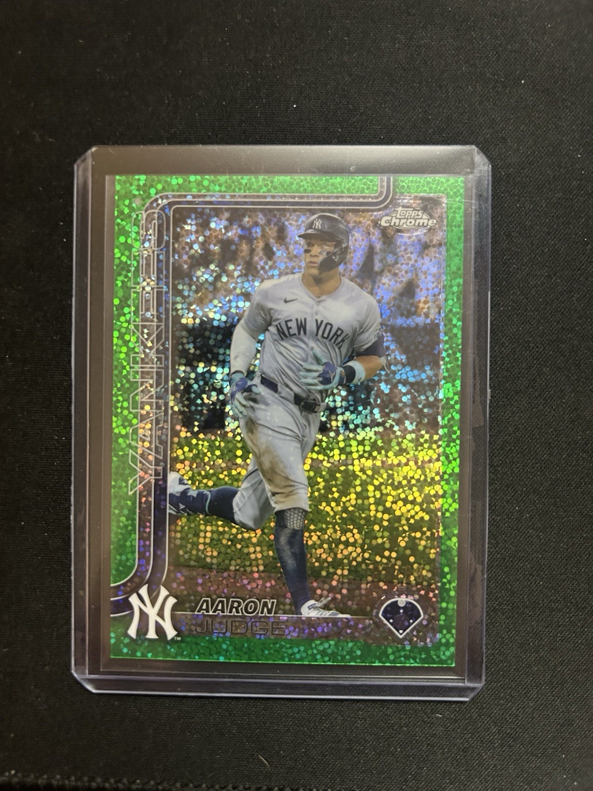 2025 Topps Chrome AARON JUDGE Image Variation Green Speckle SP /99 Yankees