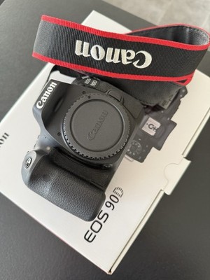 Canon EOS 90D 32.5MP DSLR-Kamera - Schwarz (Nur Gehäuse)