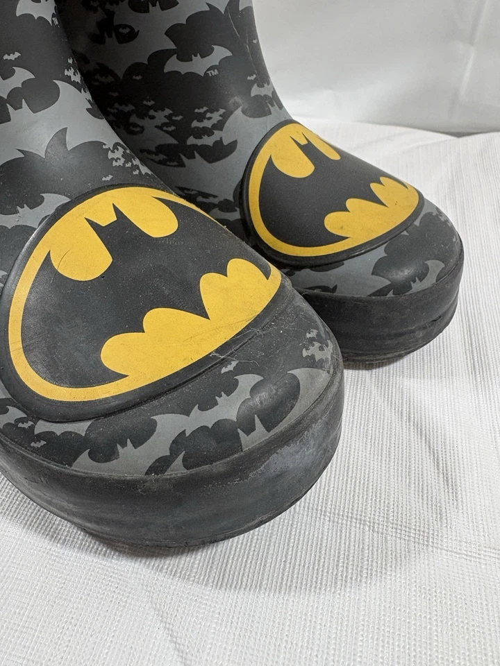 Botas de lluvia Western Chief Batman para niños talla 11/12 impermeables asas de murciélago Foto 2 de 4