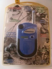 RS GPX AM/FM Portable Radio with Earbuds