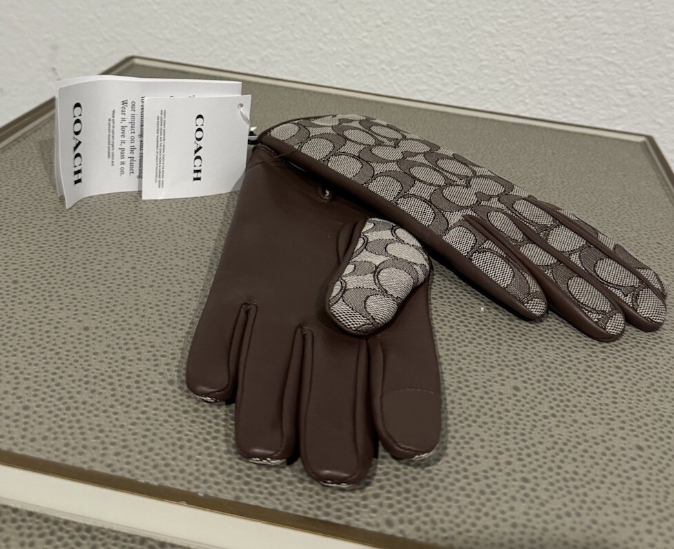 COACH Signature Jacquard Tech Gloves in Oak Sz 7 NWT | eBay