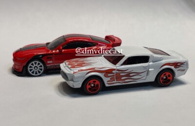 ④ホットウィールFord Mustang ShelbyGT500Code Red Amazon.com: Hot Wheels 2020 Ford Mustang Shelby GT500, Red