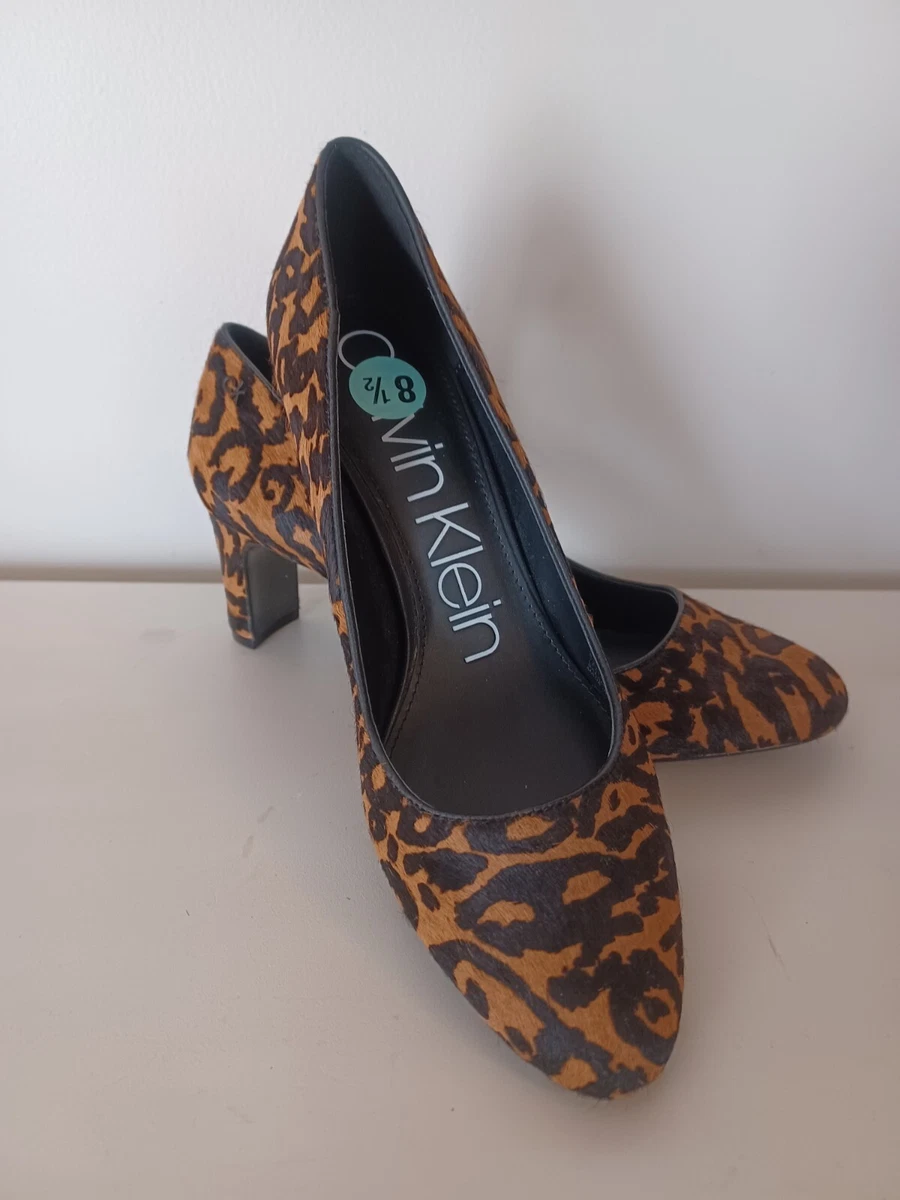 Calvin klein oska pumps sales