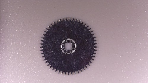 MONTRE LIP R104 PIGNON REMONTOIR