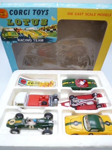 VINTAGE CORGI TOYS GIFT SET 37 LOTUS RACING TEAM IN ORIGINAL BOX 1966 INC VW