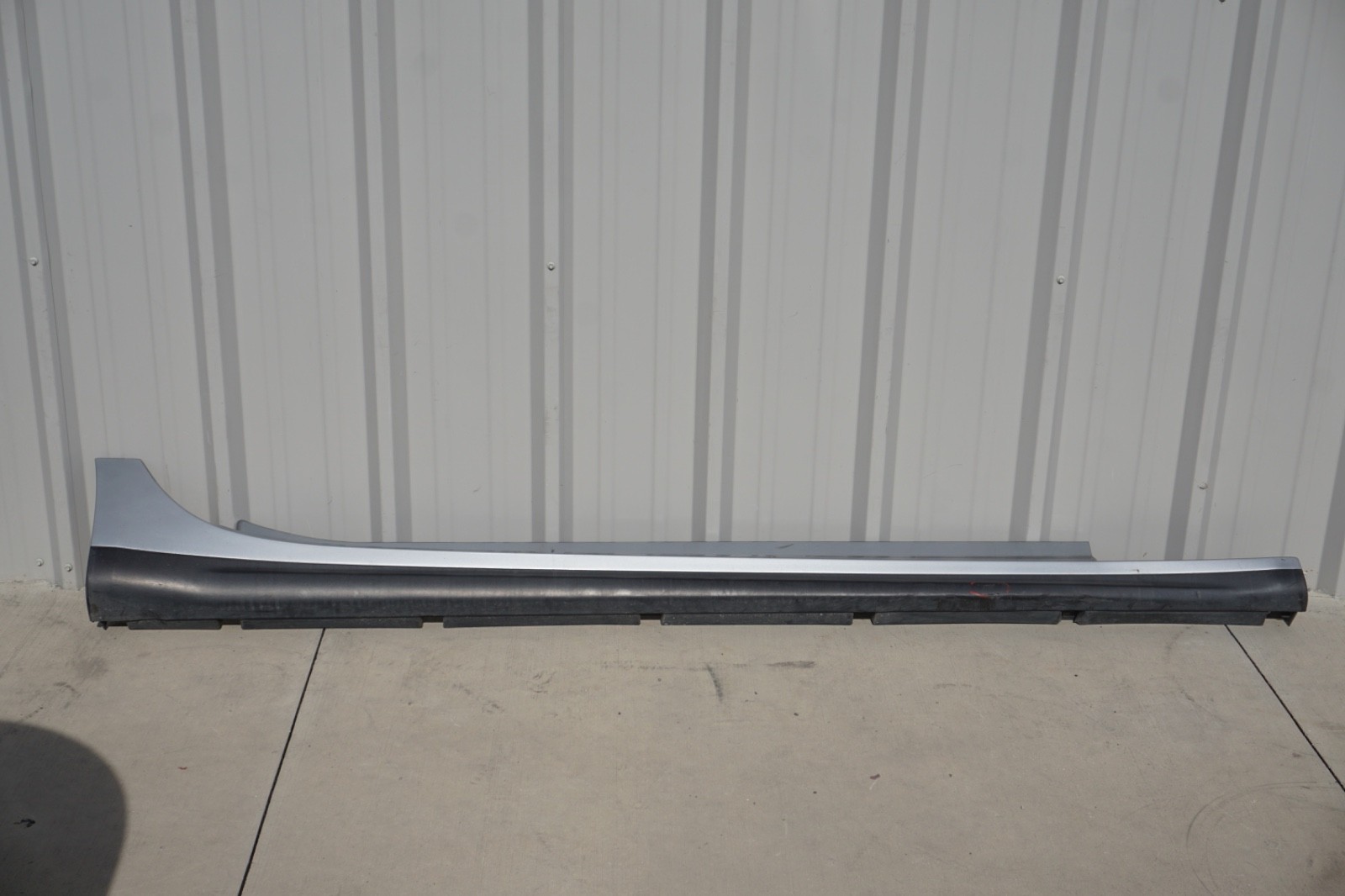 Maserati Ghibli 2014-2019 RIGHT Rocker molding