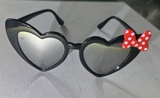 Disney Minnie Mouse Heart Black Sunglasses Red Bow Clean Mirror Lens Sunny Days