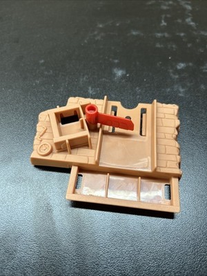 Hot Wheels BHT64 Track Builder Mega Pack Part - Tan Intersection Track