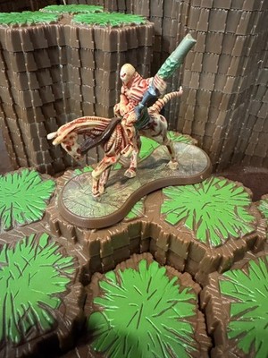 Heroscape Figures   Pick & Choose   Heroes and squads (Most have Cards)
