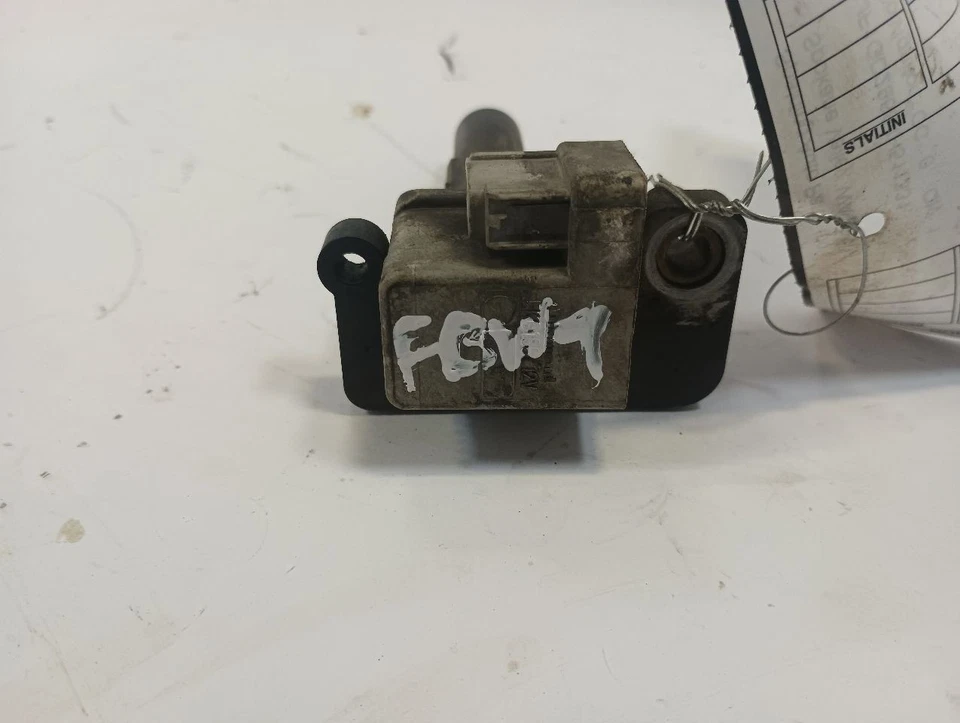 Bobina de 2004 Subaru Impreza 2.0L 12061438 Foto 2 de 4