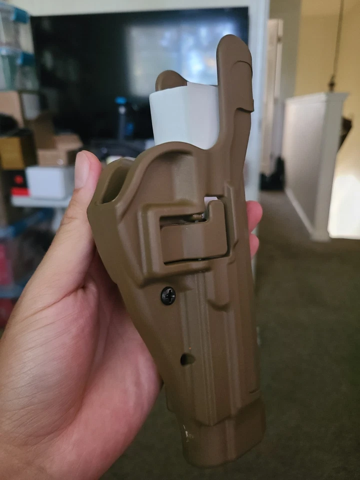 USMC Holster System SERPA TAC Beretta 92 Coyote Right Hand M990194CT-R BlackHawk - Image 3 of 4