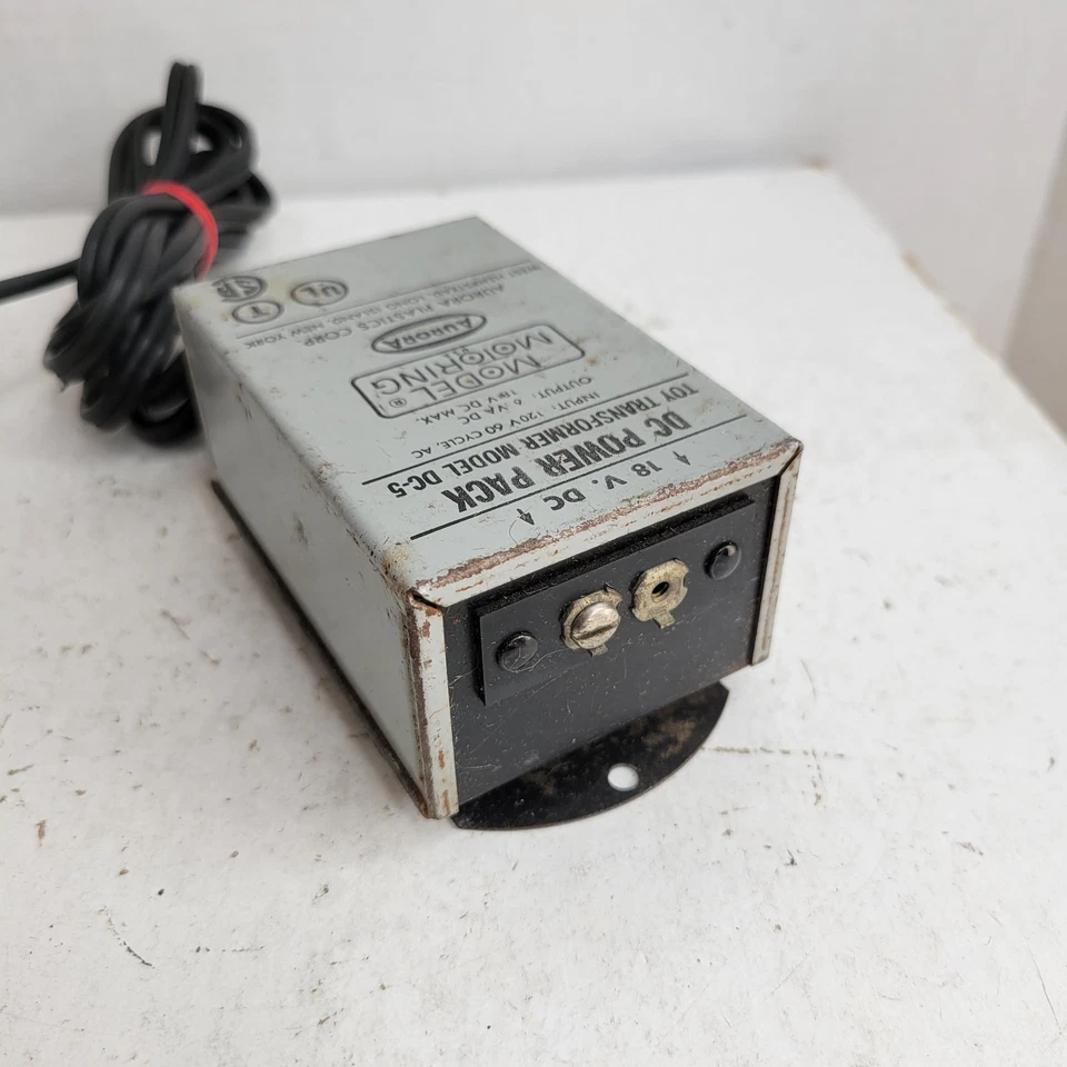 Transformador DC Aurora Vintage HO 1963-1969 18 voltios, modelo DC-5, Thunderjet 500 Foto 3 de 4