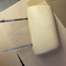 Fiat 124 Spider 2000 Seat Headrest Look At Photos Good Shape. Ask For Parts. Fiat 124 Spider 2000 Seat Headrest Look At Photos Good Shape. Ask For Parts.