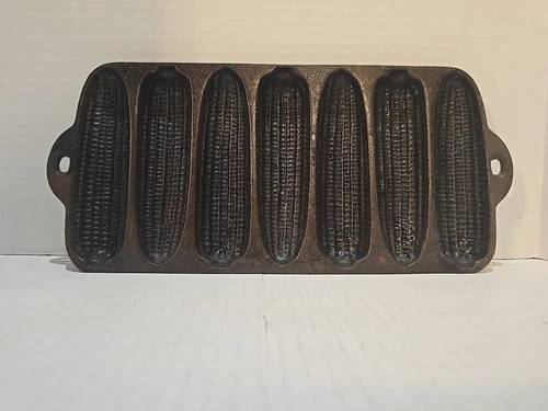 Wagner Ware Sidney-O Junior Krusty Korn Kobs Cast Iron Cornbread Pan A1