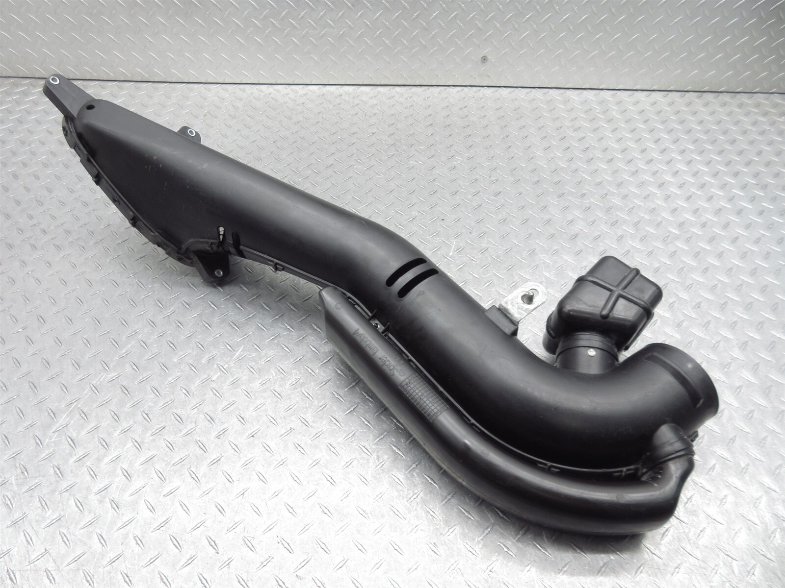 2008 Ferrari F430 Spider 226058 RH Right Passenger Side Air Intake Duct Tube