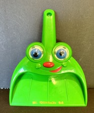 Silly Sam Dust Pan Toy
