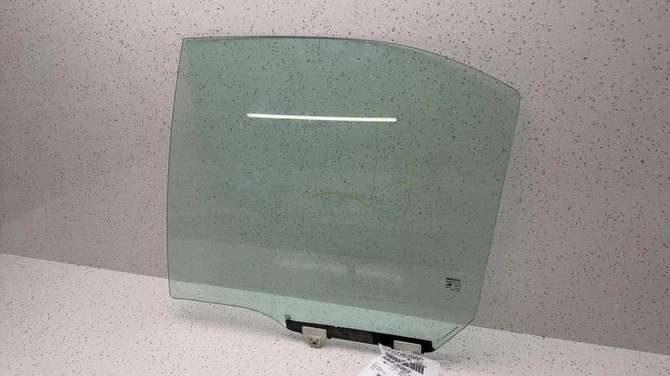 00 01 02 03 04 05 06 NISSAN SENTRA Rear Door Glass/window Nissan Left - Image 2 of 4