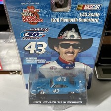 RACING CHAMPIONS Richard Petty 50th . 1970 Plymouth Superbird 1/43 NIP ToteH
