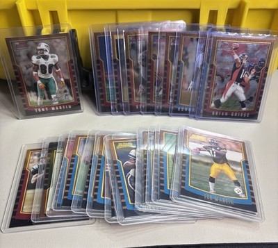 2000 Bowman & Bowman Chrome Football LOT (24 Cards)