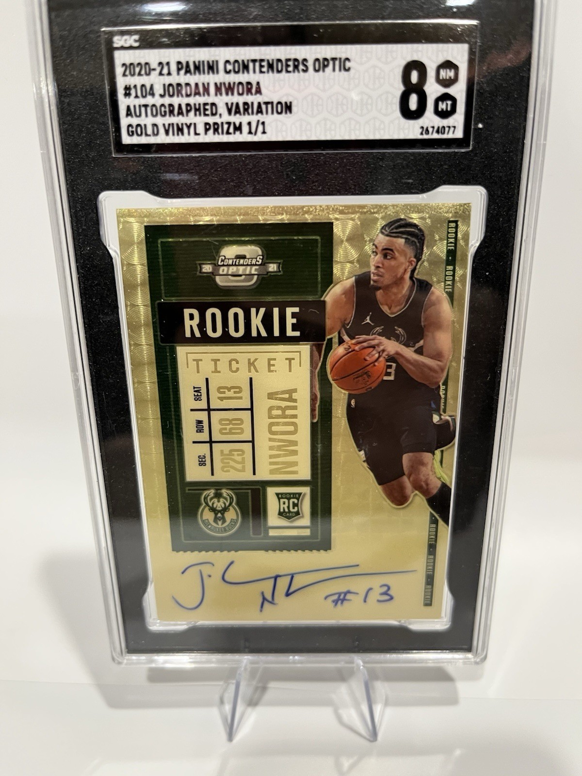 2020-21 Panini Contenders Optic #104 Jordan Nwora Gold Vinyl 1/1 AUTO RC SGC 8 view 1