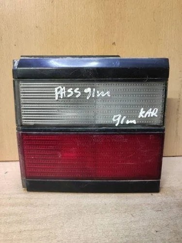 VW PASSAT Variant B3/B4 3A5, 35I Heckklappenleuchte rechts 333945108 24420452