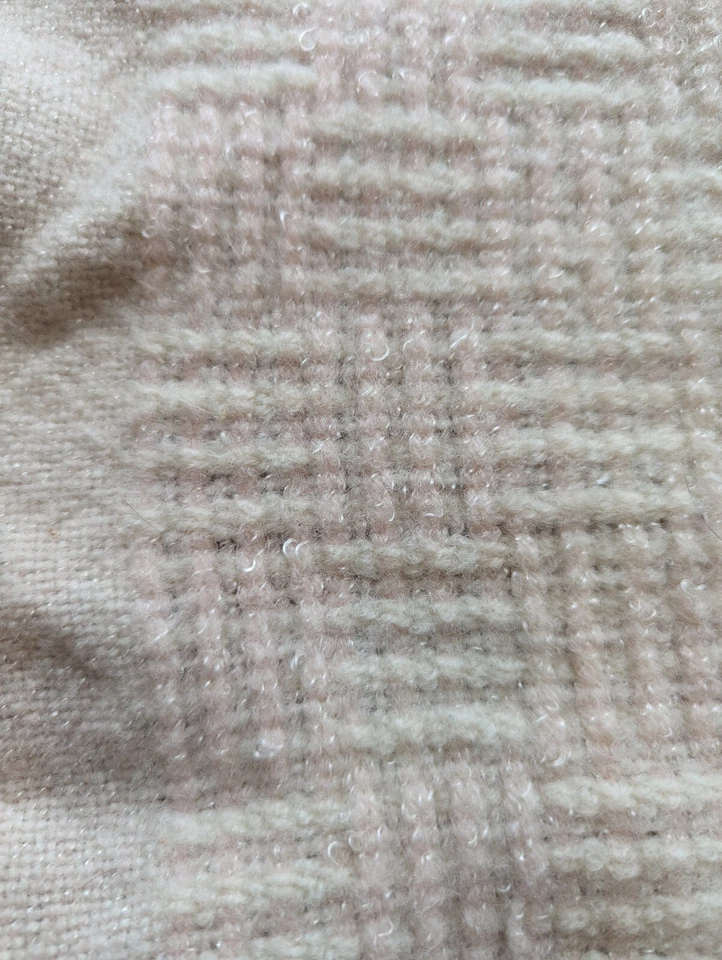 Manta de lana de invierno cálida rosa vintage infantil bebé suave con flecos Foto 3 de 4