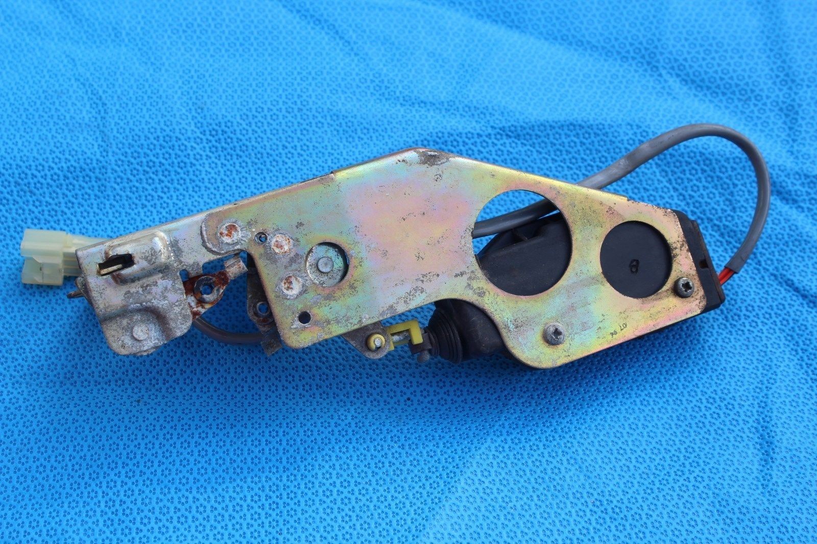 JAGUAR XJS POWER DOOR LOCK PASSENGER 72K 94 95 96 OEM CONVERTIBLE eBay