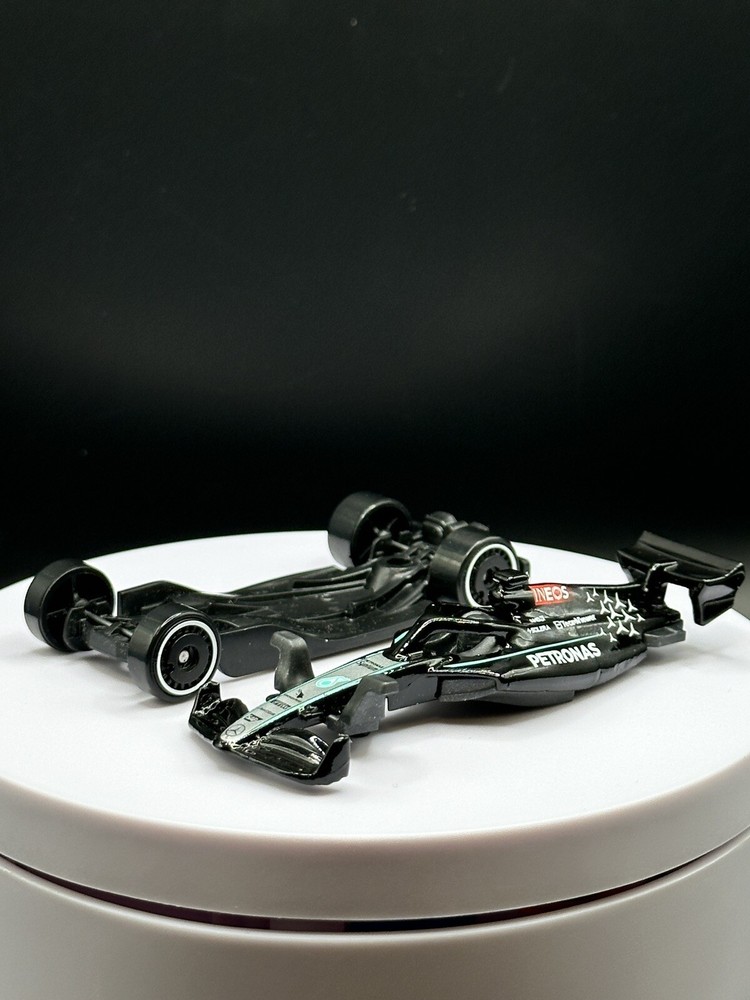 Hot Wheels 2025 Formula 1 Unspun Die-Cast Car