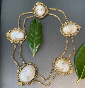 Authentic Hand Carved 5 Shell Cameo Gold Plated Festoon Vintage Choker Necklace Italy 14"