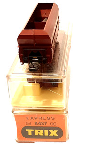 Trix H0 International umgerüstet H0 Konvolut Großgüterwagen 3478 ERZ 3d in OVP.