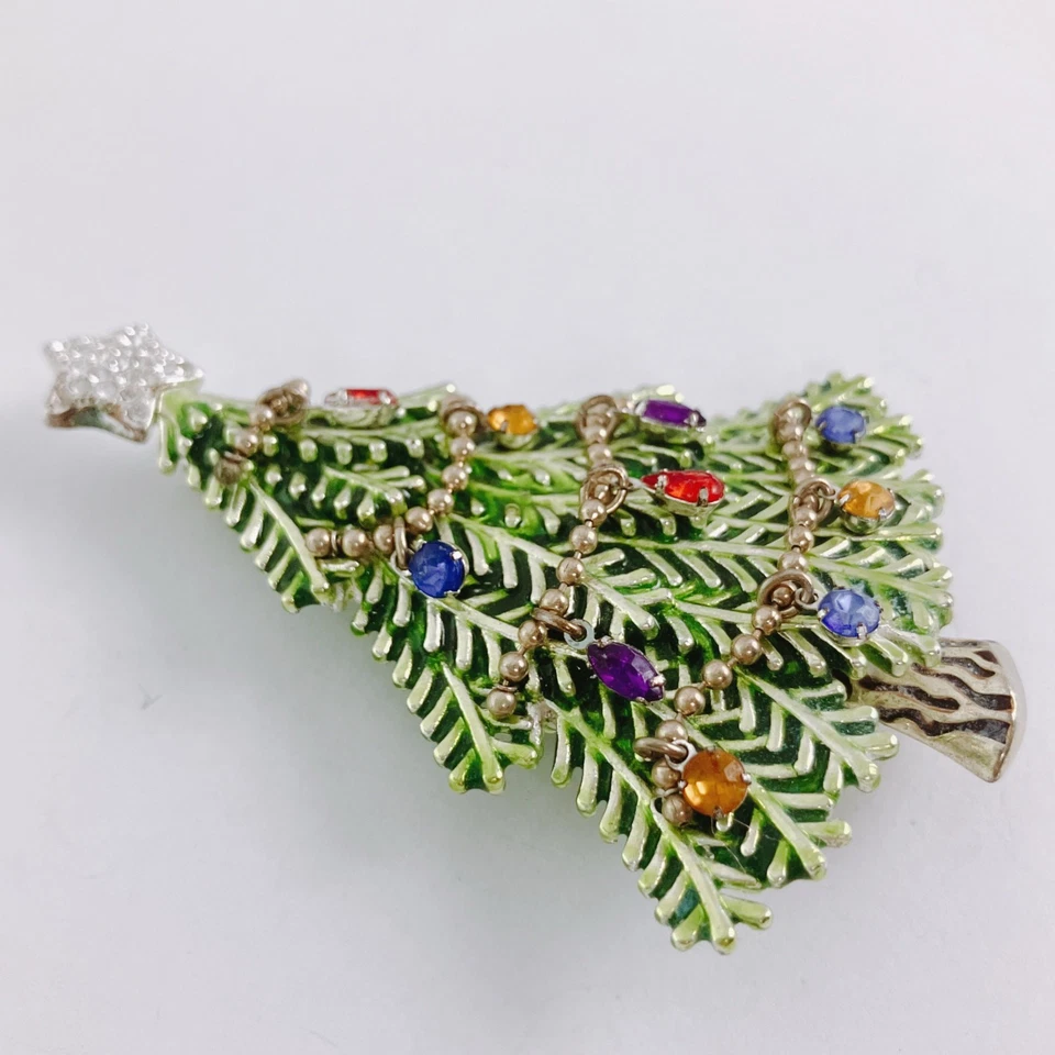 Broche de árvore de Natal assinado Avon 2008 5º ano esmalte verde strass - Imagem 3 de 4