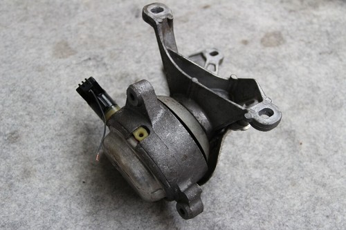 Audi A8 4H Getriebe Lager 4H0399152AT 4H0399114E Gummimetall Lager Halter 8 Gang