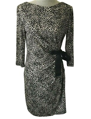 JUST TAYLOR Sheath Dress with Side Bow Three Quarter