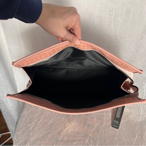 Nicole Miller Large Travel Toiletry Makeup Bag Pink Basket Weave Vegan Leather - Picture 8 of 15
